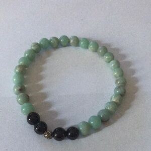 Elegant Green aquamarine and Black-onyx Beaded Bracelet